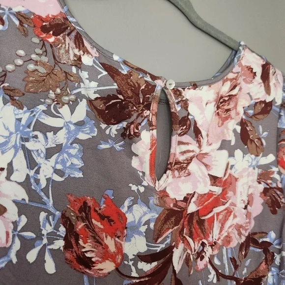 Stitch Fix Daniel Rainn Branwen knit top size Small NWT gray floral - Picture 6 of 11